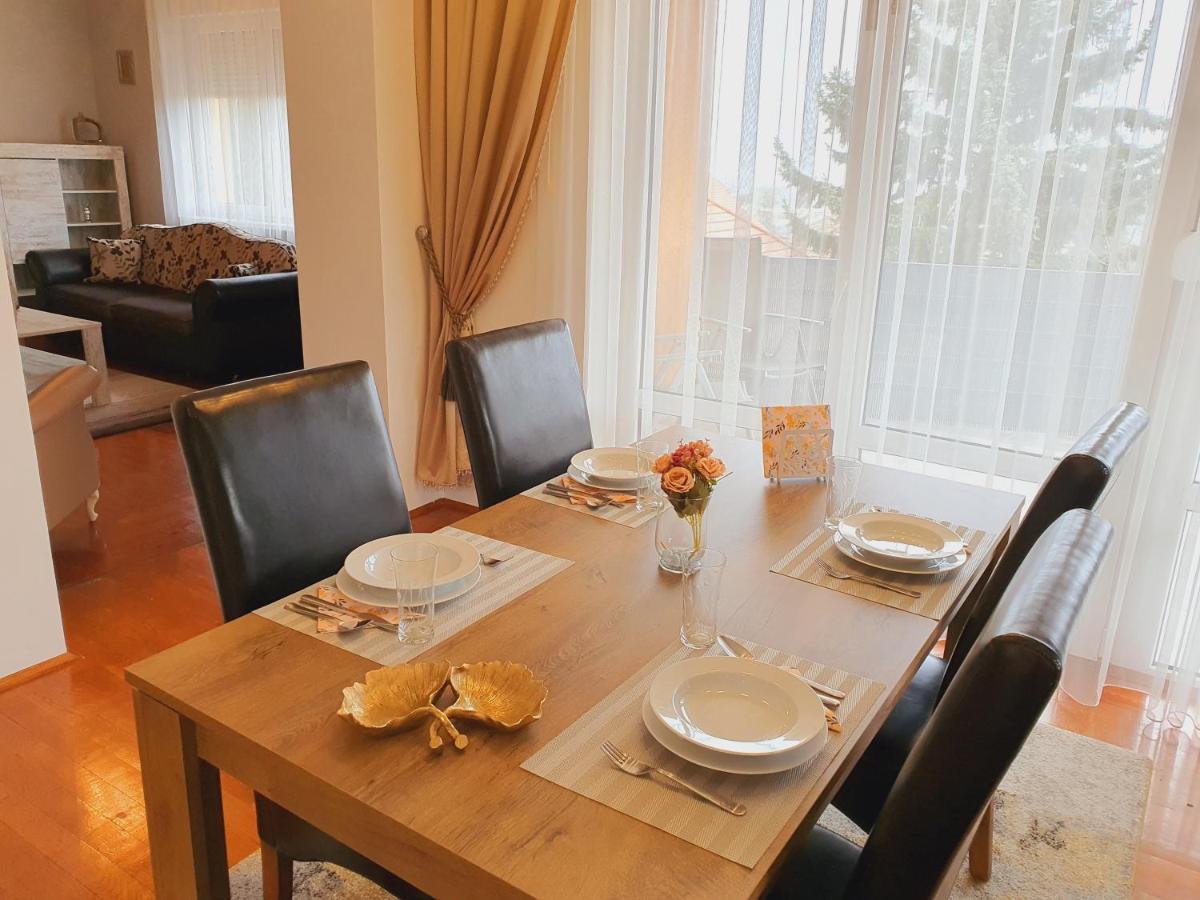 Adel Apartman Miskolc Exteriör bild